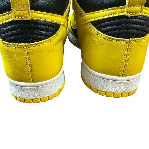 Nike Men\'s Dunk High SP Black/Varsity Maize Size 13 Iowa Hawkeyes (CZ8149-002) main image 5